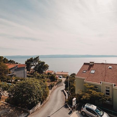 Sealine Apartment Omiš Esterno foto